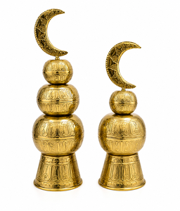Minarete de Mezquita de Latón con Diseño Árabe, Adorno de Luna Creciente, Decoración Islámica de Lujo para el Hogar y Centro de Mesa para Eid y Ramadán - Product Image 1
