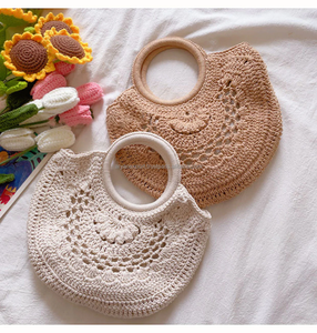 Bolsas de paja de playa de verano de ganchillo de nuevo diseñador, bolso bohemio hecho a mano, bolso elegante para mujer, bolso cuadrado de hierba marina - Product Image 4