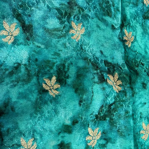 Tela de Seda Jacquard de Viscosa Pura de Lujo, Impresión Digital, 140 GSM, para Vestidos Étnicos de Mujer, 44 Pulgadas, Tejida en India, Gujarat - Product Image 1