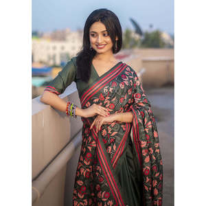 Sari en soie Kolam imprimé Katha, couleur vert bouteille, pour robes de cocktail - Product Image 3