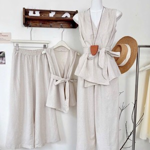 Custom Made Lightweight <b>Linen</b> Blend Solid Casual Eco-Friendly Breathable V Neck Women Two Piece Outfit <b>Set</b> - Product Image 6