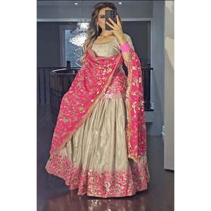 Lehenga de Diseñadores Nuevos de Label Mayra en Estilo Elegante, Conjunto de Top para Mujer con Toque Elegante, Talla S (36), 1500 g - Product Image 4