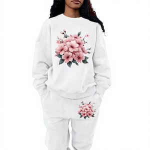 Ensemble de survêtement pour femme de qualité supérieure, confectionné avec un tissu de haute qualité, coupe confortable, coutures durables et construction douce, idéal - Product Image 6