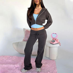 Conjunto de chándal de terciopelo prémium para mujer 2026, rosa bebé, con sudadera corta de terciopelo con cremallera completa y pantalones acampanados de tiro bajo, ropa de descanso HD - Product Image 3