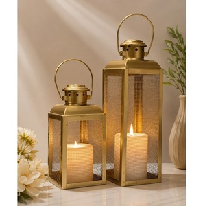 Lanterne à bougie en laiton faite à la main avec finition dorée pour la décoration de la maison, Ramadan, Eid, fournisseur en gros de lanternes vintage - Product Image 6