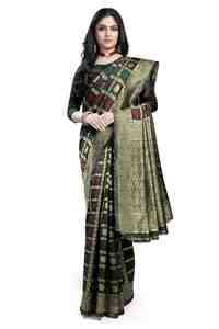 Sari traditionnel ethnique en soie noire avec bordure florale dorée, idéal pour les mariages et les fêtes, style Inde et Pakistan. - Product Image 6
