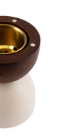 Brûleur d'encens en bois bicolore moderne en gros, encensoir de luxe en bois de manguier avec couvercle en maille et pinces dorées pour la décoration intérieure