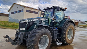 Tracteur agricole Massey Ferguson 8737 - Product Image 2
