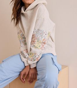Trendy Oversized Hoodie Soft Fleece Winter Fashion Manufacturer Women's Modern Pullover Hoodie Premium Cotton Hoodie - Product Image 5