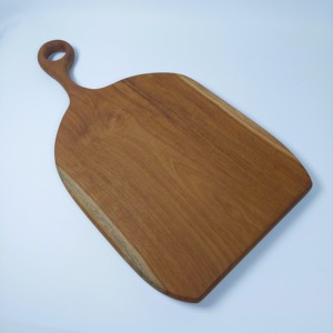 Bloque de cortar de madera de teca natural de Unna originario de Indonesia para uso en cocina - Product Image 4