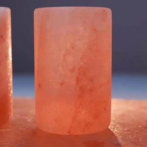 Vaso de Sal del Himalaya Hecho a Mano, Copa de Sal Rosa Natural para Beber, para Uso en Bares y Fiestas - Product Image 4