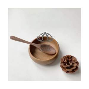 Cucharas de madera maciza de alta calidad 2026 para sopa y servir, de madera pura, limpias, seguras, premium y sostenibles. - Product Image 1