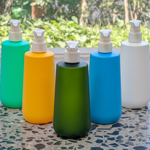 ขวดพลาสติก HDPE สำหรับบรรจุภัณฑ์น้ำหอม แชมพู ครีมอาบน้ำ พิมพ์โลโก้ตามขนาดที่ต้องการ พร้อมหัวปั๊มโลชั่นสำหรับเครื่องสำอาง รีไซเคิลได้ - Product Image 1