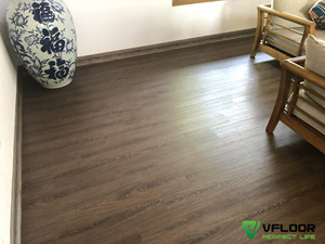 VFLOOR PRODUIT PHARE Revêtement de sol SPC écologique sans formaldéhyde, planches de vinyle imperméables - Product Image 6