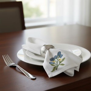 Serviette de table élégante brodée de fleurs, en coton doux, pour la salle à manger, l'hôtel, le restaurant, la cuisine et les événements. - Product Image 2