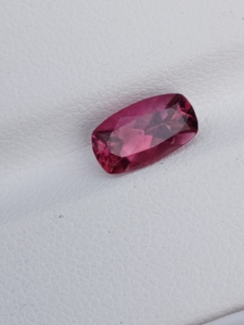 Tourmaline rose naturelle, taille 9x5 mm, taille coussin, facettée, 1,30 carats, pierre précieuse vive, Haram Gems Art pour bijoux - Product Image 4