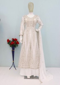 Traje Salwar Blanco Bordado con Dupatta, Vestido Tradicional Indio Étnico para Mujer, para Fiestas, Diwali y Graduaciones - Product Image 2