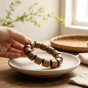 Brazalete de Madera Natural Hecho a Mano, Joyería Clásica de Moda para Mujer, Ligero y Elegante, Accesorio de Regalo de Madera para Fiesta - Product Image 3