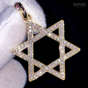 Colgante Estrella de David con Moissanita VVS de Corte Baguette y Redondo, Símbolo de Fe y Fuerza, Colgante de Plata 925 Totalmente Cubierto de Circonitas - Product Image 2