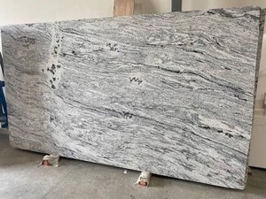 Dalles de granit blanc Kuppam de qualité supérieure pour plans de travail de cuisine, comptoirs de salle de bain, tables à manger, cuisine disponible à la vente - Product Image 1