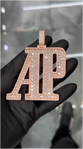 CONCEPTION Colgante de Letra Inicial con Diamante Moissanita VVS1, Chapado en Oro Rosa sobre Plata 925, Apto para Prueba de Diamantes - Product Image 4