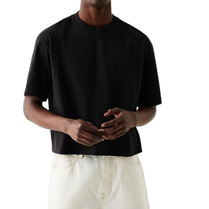 T-shirt Homme International Outfitize – Col en V, Coton de Qualité Supérieure, Logo Personnalisé, Vêtement Décontracté, Vente en Gros, Lot en Vrac - Product Image 3