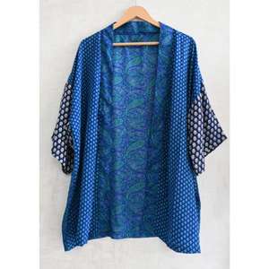 Kimono de Seda India Estampado Hecho a Mano, Bata Corta de Lujo para Mujer, Ropa de Dormir - Product Image 1