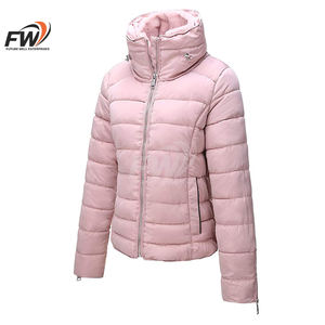 Chaqueta Corta Acolchada para Mujer, Diseño Moderno, Nueva Colección OEM, Chaqueta de Invierno Personalizada de Alta Calidad con Cierre y Protección Contra el Viento - Product Image 2
