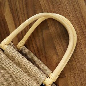 Sac de courses en toile de jute écologique, imprimé et teint sur mesure, avec poignée rembourrée en coton et motif lettres - Prix inclus - Product Image 5