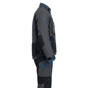 Combinaison de moto de haute qualité pour les pilotes professionnels, conçue pour la course moto professionnelle et l'usage quotidien. - Product Image 3