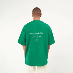 Camisetas personalizadas de alta calidad, color verde, cuello redondo, estilo oversized, hombros caídos, para hombre. - Product Image 2