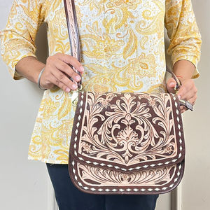 Nuevo Bolso Bandolera de Cuero Vacuno Genuino Hecho a Mano con Diseño Floral, Estilo Boho, Correa Ajustable para Mujer - Product Image 5