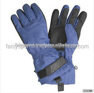 Guantes de Esquí con Diseño Personalizado, Corte Perfecto, el Mejor Material, Etiqueta Personalizada y Precio Accesible - Product Image 1