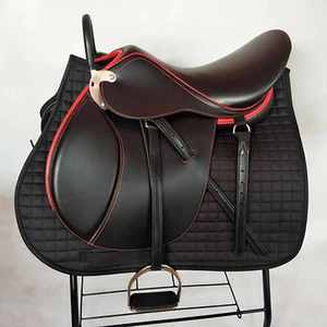 Selle de dressage anglaise de qualité supérieure en cuir véritable noir avec étriers et sangle de selle, ajustement confortable, équipement d'équitation unisexe - Product Image 2