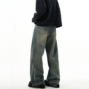 Pantalones deportivos de alta calidad para hombre, transpirables, sostenibles, de secado rápido, fáciles de lavar, de tela suave, con logo personalizado. - Product Image 3