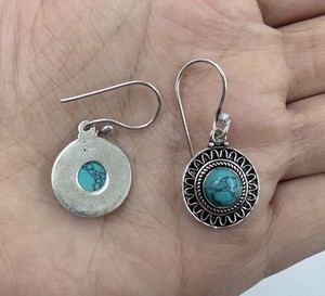 Boucles d'oreilles en turquoise naturelle, plaquées argent, faites à la main, avec pierres précieuses, style pendantes, pour femmes - Product Image 3