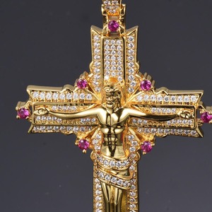 Nuevo Collar con Colgante de Jesús Estilo Hip Hop 2026, Colgante de Cruz con Incrustaciones de Diamantes, Diseño de Diseñador, Collar con Colgante de Jesús Dorado para Hombre - Product Image 4