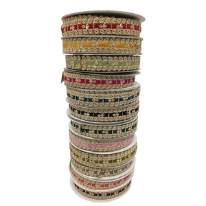 งานฝีมือคุณภาพพรีเมียม ผ้าลูกไม้และริบบิ้นผ้าฝ้ายแท้ 100% ประดับเลื่อม สำหรับตกแต่งชุดแต่งงานและงานฝีมือแฟชั่นชั้นสูง - Product Image 1