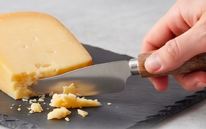Silver Eco-Friendly <b>Cheese</b> <b>Knives</b> <b>Set</b> In Stainless Steel With Resin Handle Design For <b>Cheese</b> Cutting At Parties And Gatherings - Product Image 4