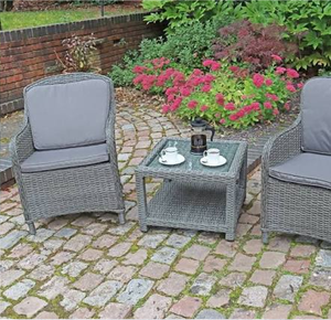 Conjunto de muebles de patio de ratán tejido en color marrón oscuro con sofá, sillones y mesa de té, disponible a precios de mayorista. - Product Image 5