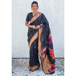 Sari en soie Paithani traditionnel noir tissé avec des fils de zari, spécial pour le dieu, avec des matériaux de haute qualité - Product Image 5