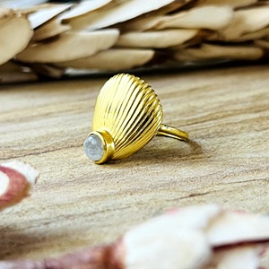 Hot Selling Boho Moonstone Seashell Rings Tribal Brass Ring For Women 18k Gold Plated Beach Theme Fan Jewelry Wholesale/OEM/ODM - Product Image 5