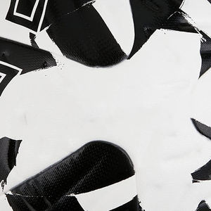 Ballon de football de qualité d'entraînement, taille officielle, motif noir et blanc, avec logo personnalisé - Product Image 2
