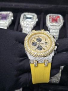 Reloj Cronógrafo Mecánico de Lujo de Acero Inoxidable con Moissanita, Tono Oro y Plata, Esfera Totalmente Pavimentada, Estilo Hip Hop Brillante - Product Image 3