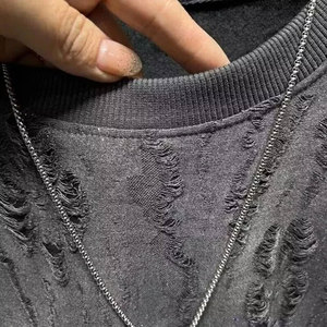 Sweat-shirt pour homme grande taille avec strass et contraste de couleurs - Product Image 3
