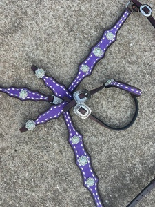 Conjunto de Arreos Personalizados para Caballo Western - Collar de Pecho y Brida de Cuero de Cocodrilo Morado con Cristales Brillantes - Product Image 3