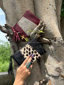 Elegante bolsa de borlas de cuero con estampado de animales reciclado para mujer, tarjeteros de cajero automático de piel personalizados únicos, carteras de moda - Product Image 2