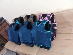 Chaleco de seguridad de alta calidad para montar en caballo ecuestre, chaqueta protectora de cuerpo para adultos, color negro - Product Image 4