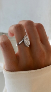 Anillo de Plata de Ley 925 con Moissanita Marquise, Diseño para Promesa, Compromiso, Boda, para Mujer - Product Image 3