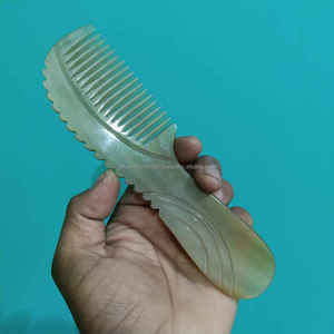 Premium Handmade Ox Horn <b>Hair</b> <b>Comb</b> Natural Anti-Static <b>Hair</b> Care <b>Comb</b> for Smooth Styling at Wholesale Price - Product Image 3